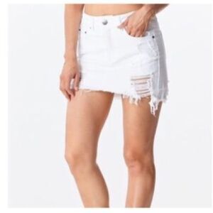 LITZ Distressed White Denim Skirt (Size:Small)